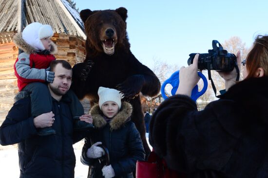 Maslenitsa festival in Suzdal