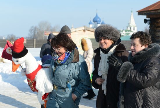 Maslenitsa festival in Suzdal
