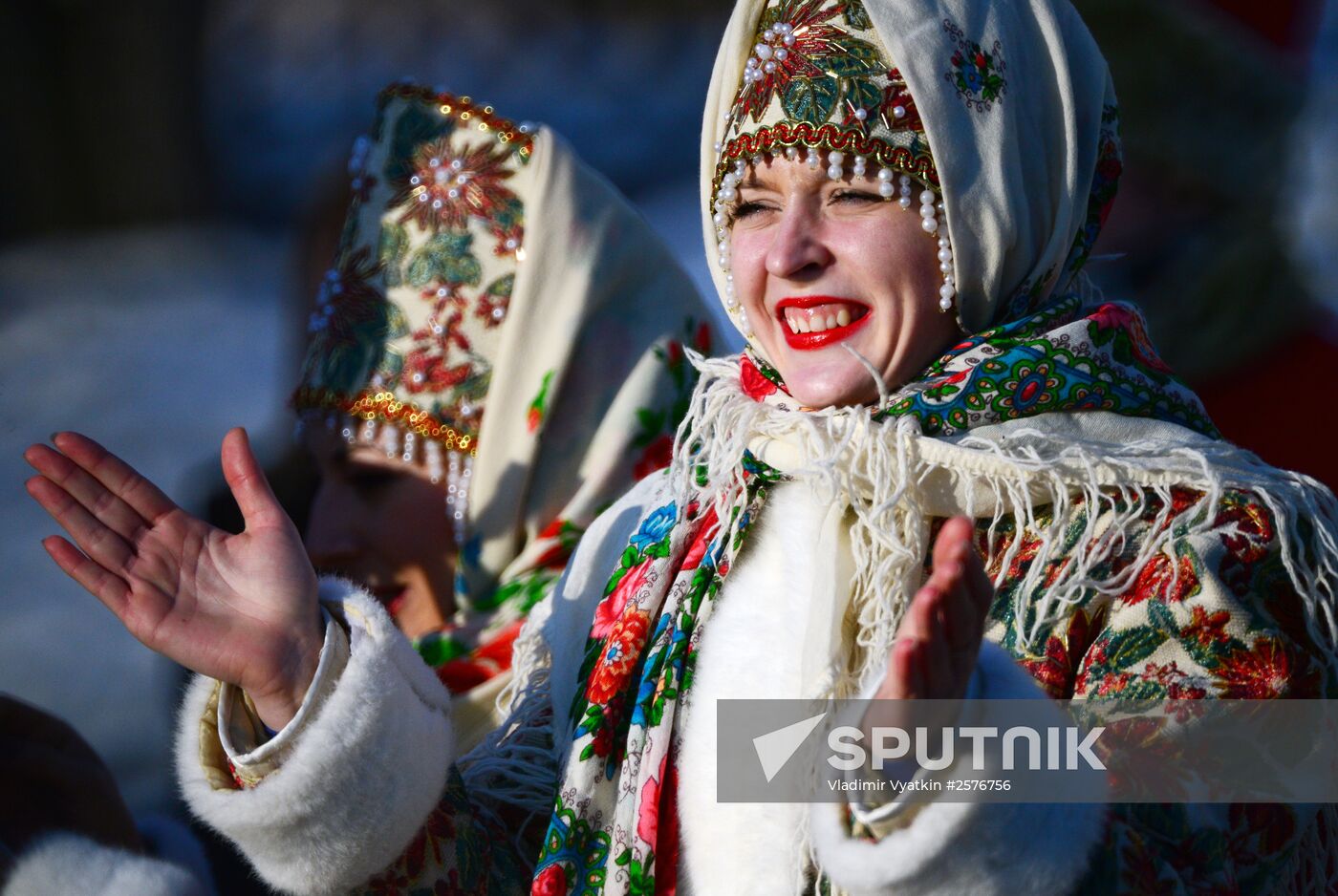 Maslenitsa festival in Suzdal