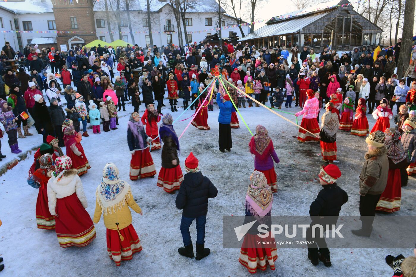 Maslenitsa festival in Suzdal