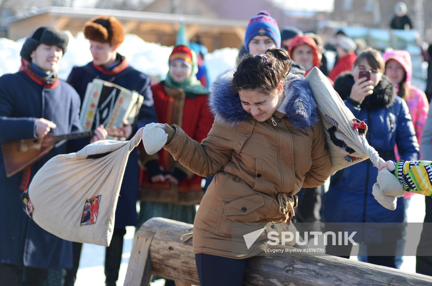 Maslenitsa festival in Suzdal