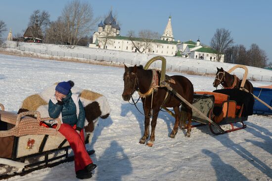 Maslenitsa festival in Suzdal