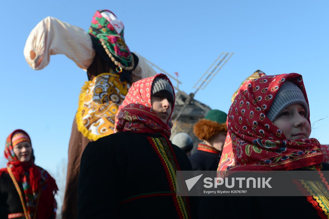 Maslenitsa festival in Suzdal