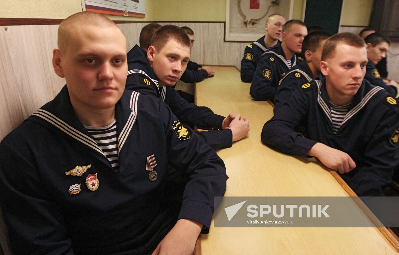 Celebrating Russian Pacific Fleet flagship Varyag's 25 years in service