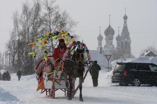 Shrovetide celebrations in Russian regions