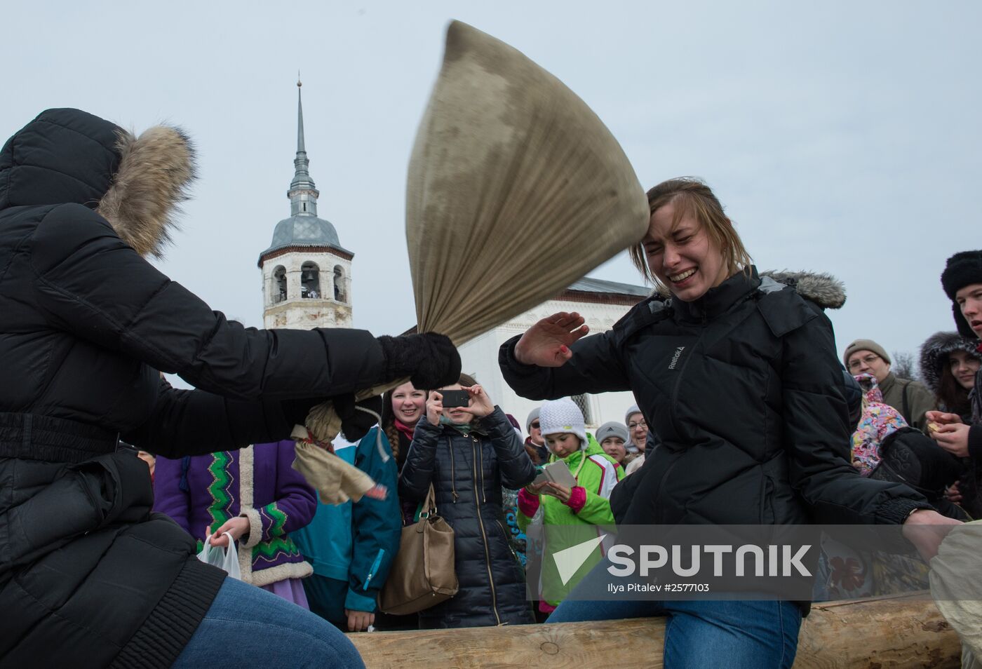 Celebrating Pancake Week in Suzdal