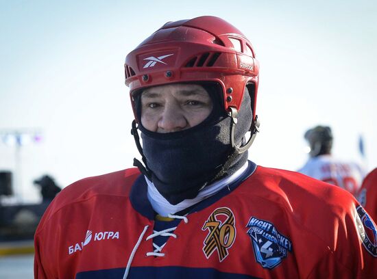 Hockey festival on Lake Baikal surface sponsored by Night Hockey League