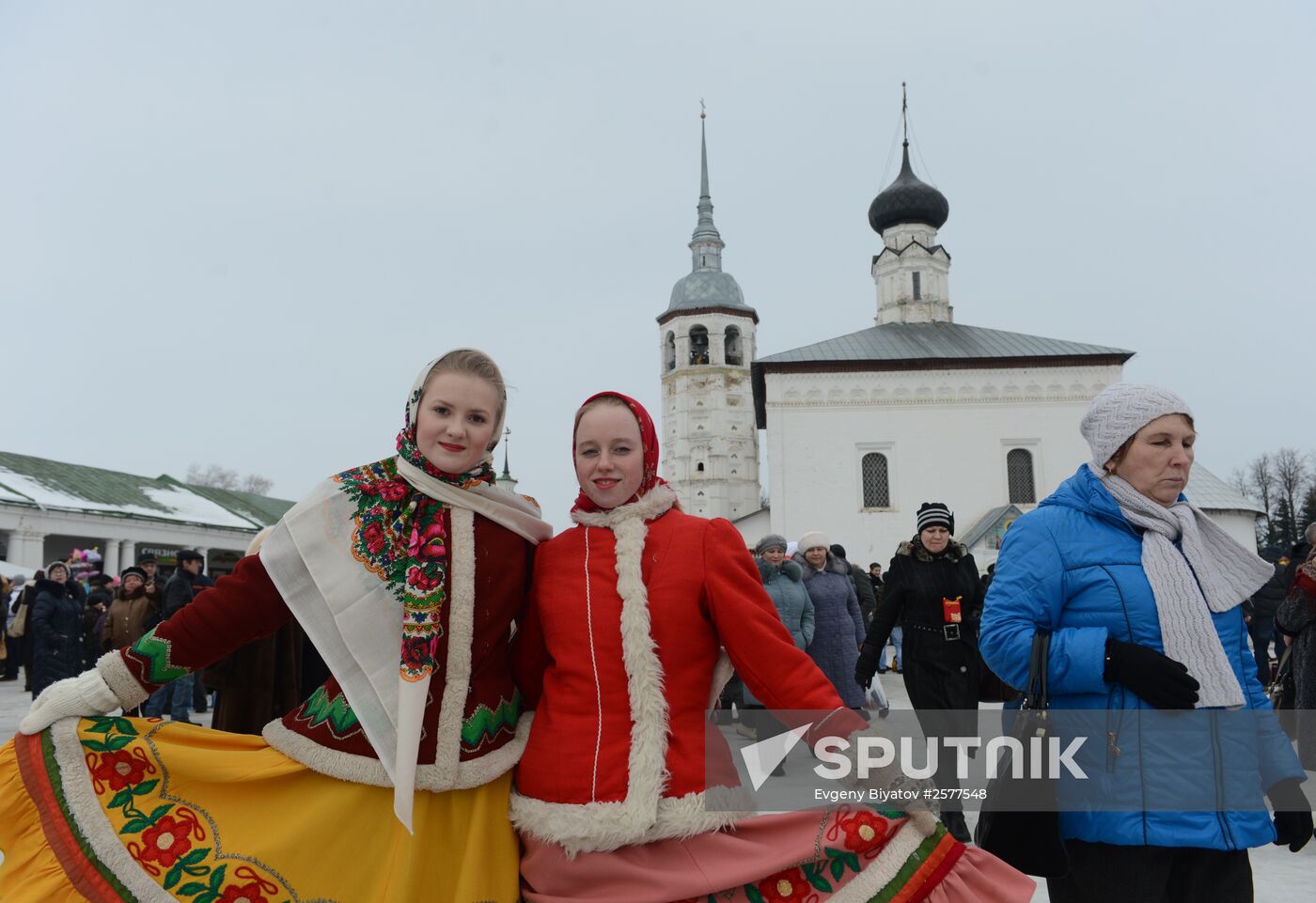 Shrovetide celebrations in Suzdal