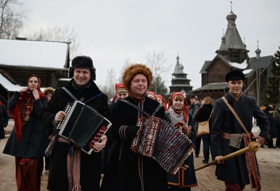 Shrovetide celebrations in Russian regions