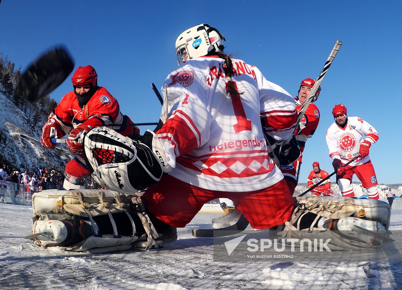 Hockey festival on Lake Baikal surface sponsored by Night Hockey League