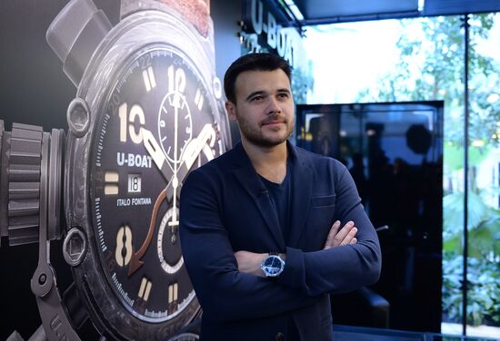 Cocktail party marks Alberto Guardiani boutique opening