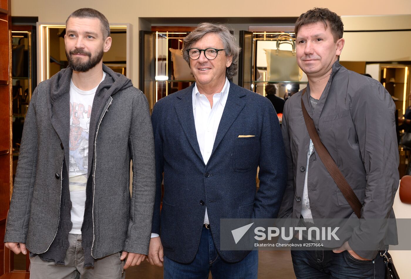 Cocktail party marks Alberto Guardiani boutique opening