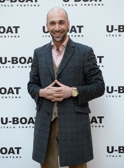 Cocktail party marks Alberto Guardiani boutique opening