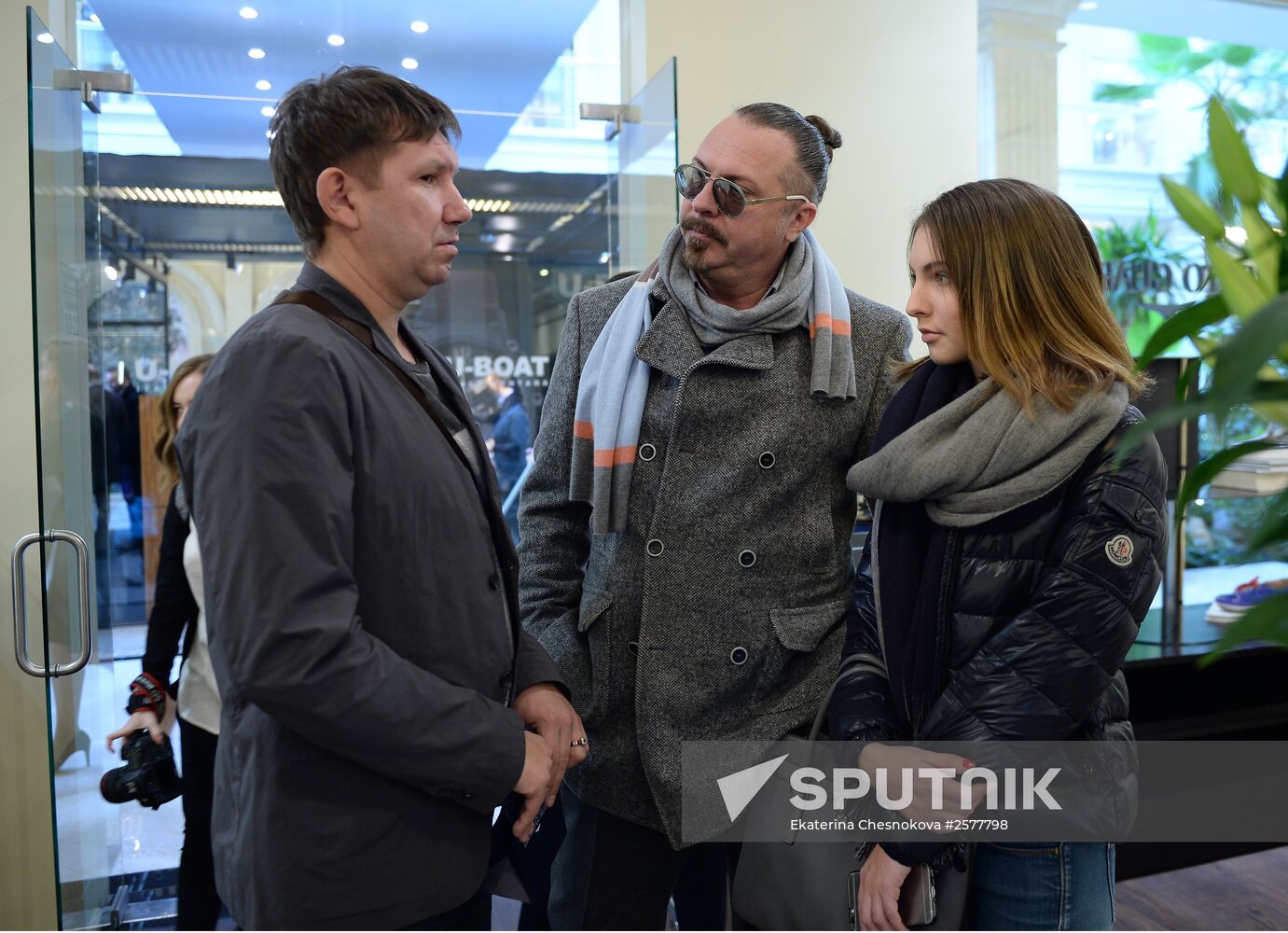 Cocktail party marks Alberto Guardiani boutique opening