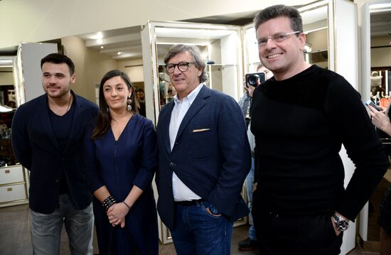Cocktail party marks Alberto Guardiani boutique opening