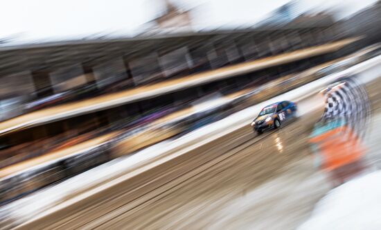 Za Rulyom Magazine Stars auto race