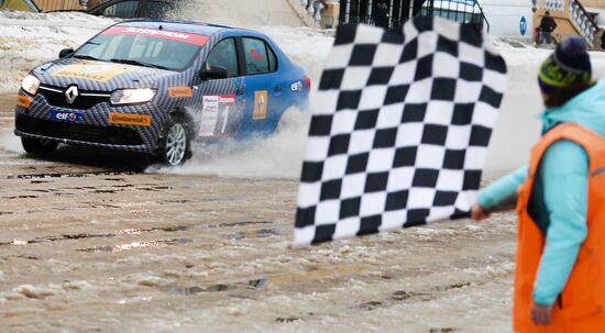 Za Rulyom Magazine Stars auto race