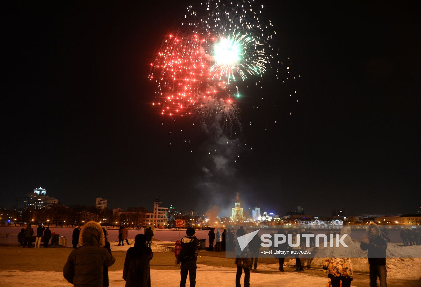 Fireworls to celebrate Defender of the Fatherland Day