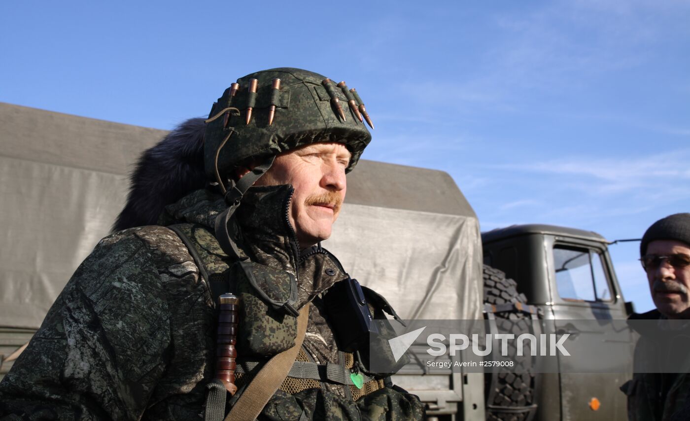 DPR withdraws heavy military equipment from Donetsk Region