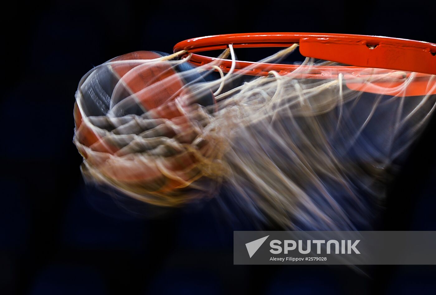 Basketball player Andrei Kirilenko signs a contract with PBC CSKA