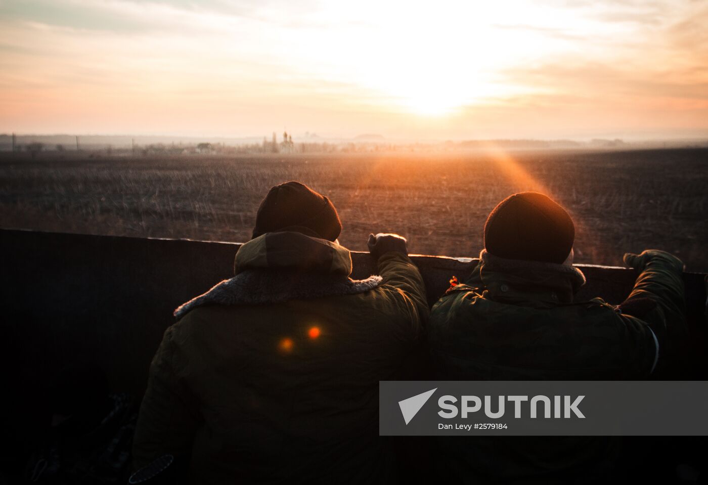 DPR self-defense fighters in Donetsk region