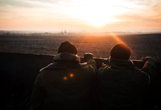 DPR self-defense fighters in Donetsk region