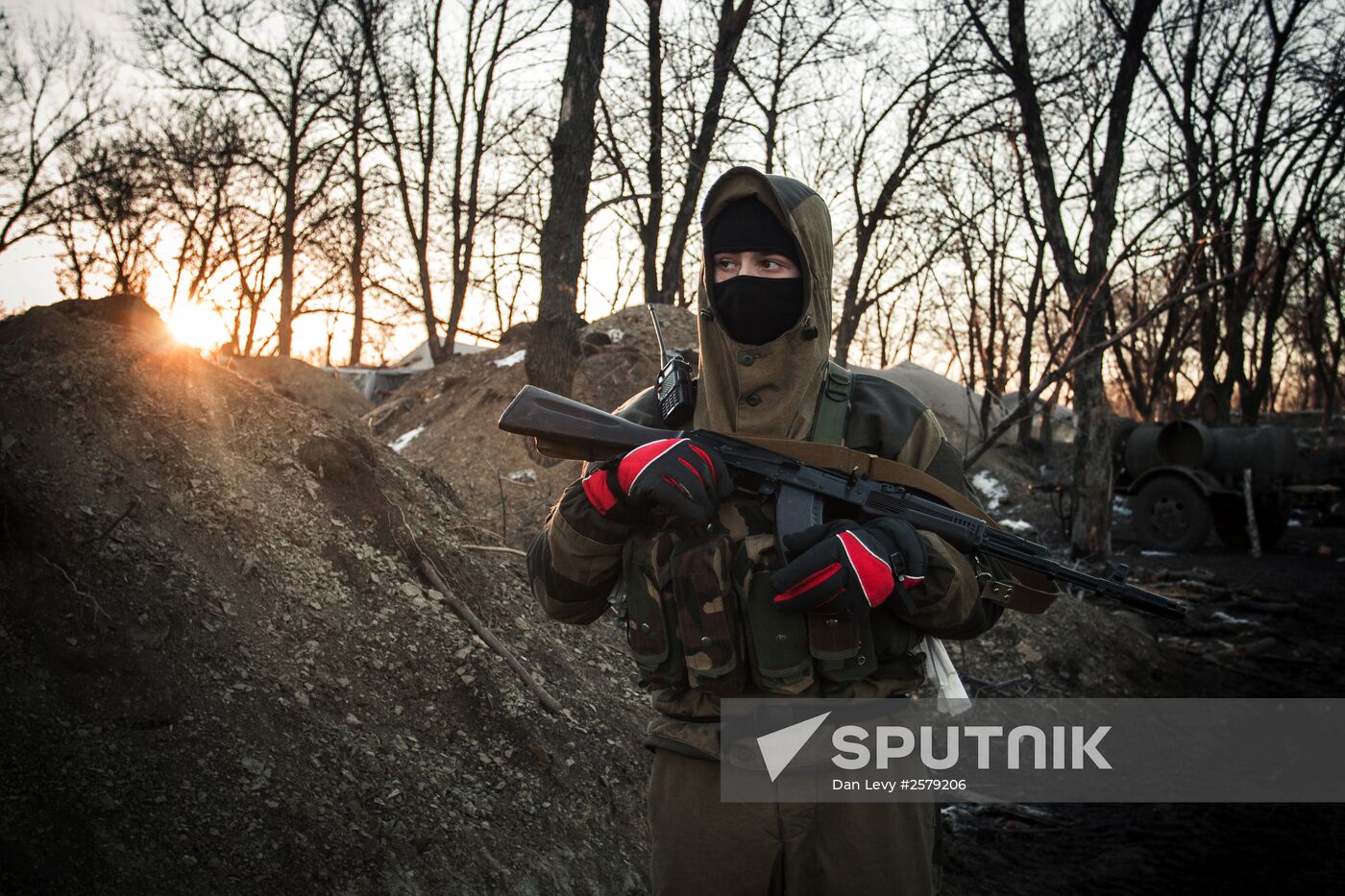 DPR self-defense fighters in the Donetsk Region