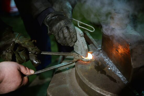 Ural blacksmith Alexander Lysyakov