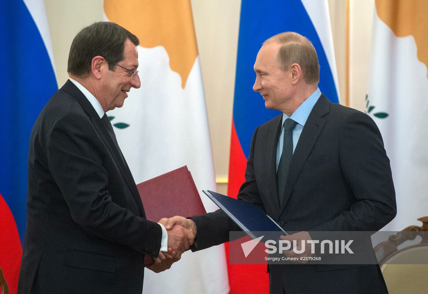 President Vladimir Putin holds Russian-Cypriot talks