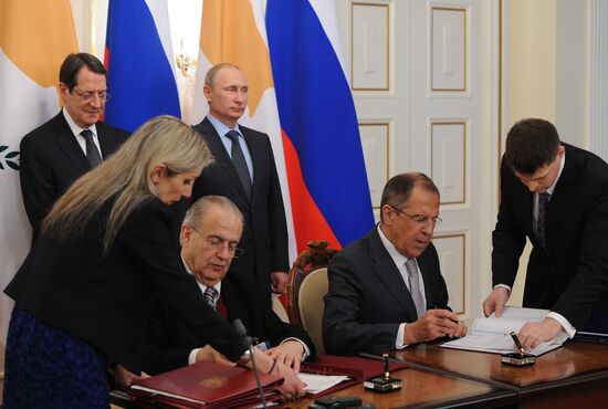 President Vladimir Putin holds Russian-Cypriot talks