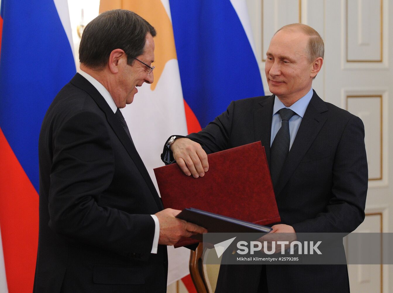 President Vladimir Putin holds Russian-Cypriot talks