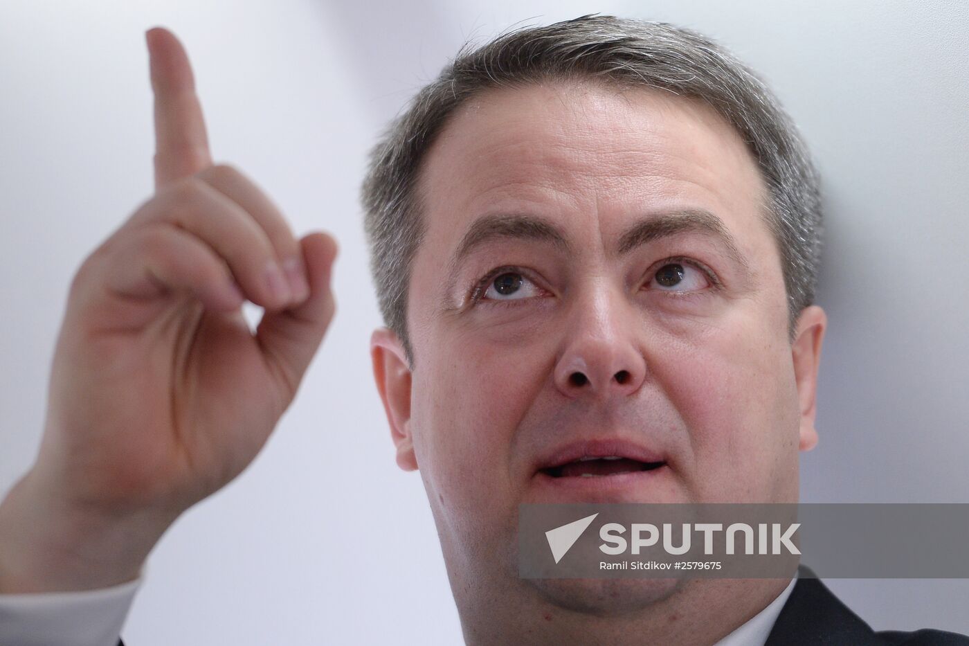 Putting Red Wings' SSJ-100 aircraft into operation