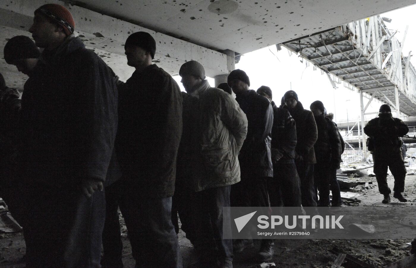 Debris cleared at Donetsk airport