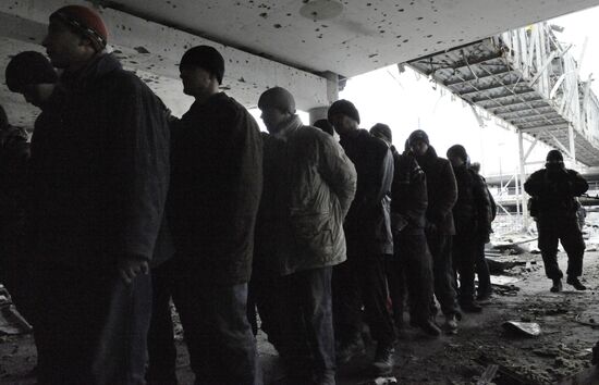 Debris cleared at Donetsk airport