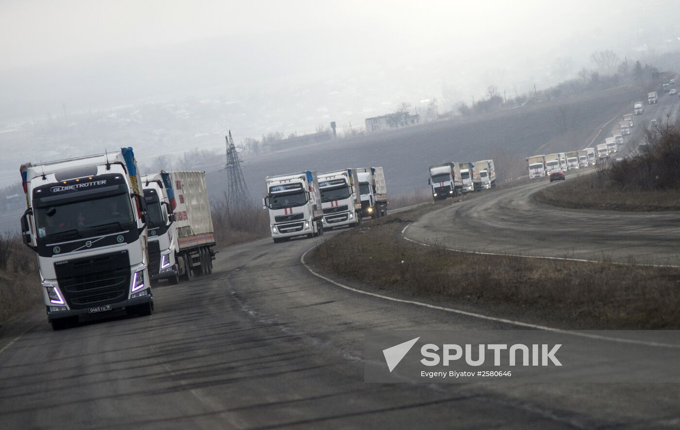 Sixteenth Russian convoy delivers humanitarian aid to Luhansk