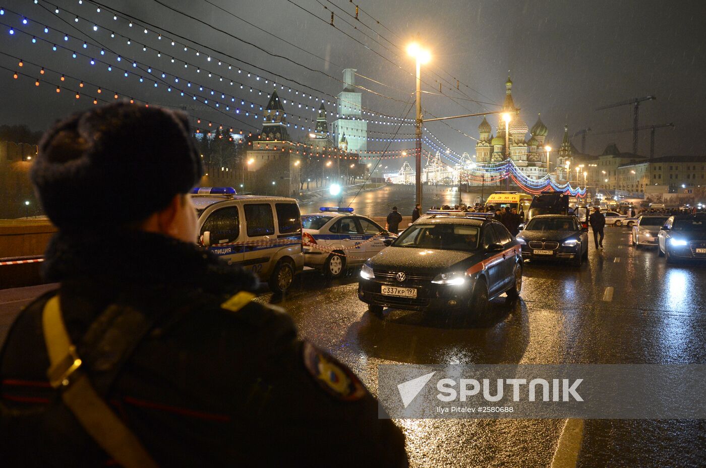 Boris Nemtsov shot dead in central Moscow