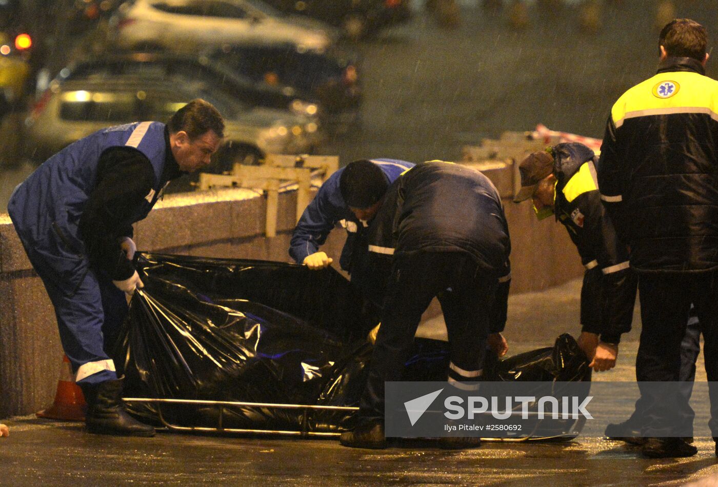 Boris Nemtsov shot dead in central Moscow