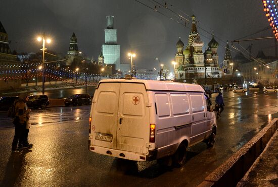 Boris Nemtsov shot dead in central Moscow