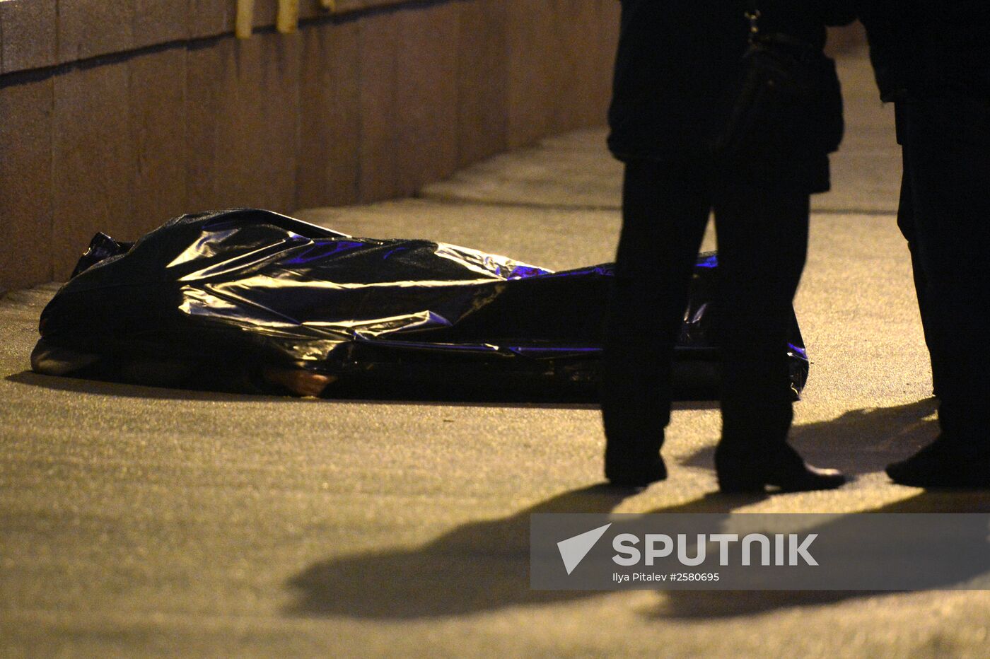 Boris Nemtsov shot dead in central Moscow