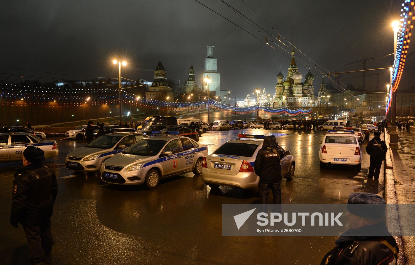 Boris Nemtsov shot dead in central Moscow