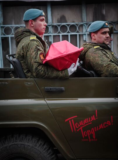 Remains of soldiers who died in Great Patriotic War are reburied in Ukraine