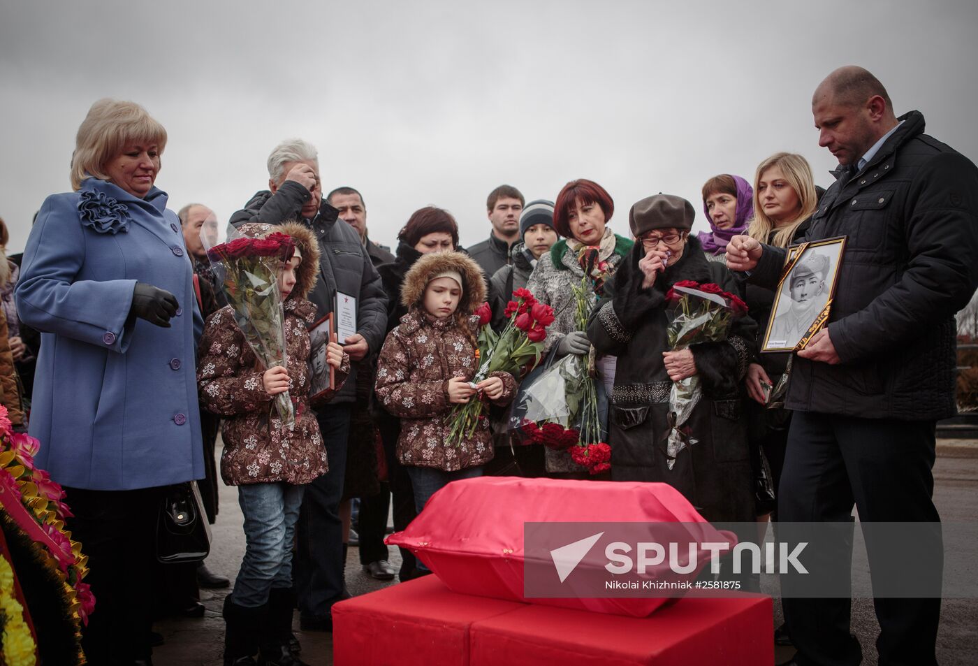Remains of soldiers who died in Great Patriotic War are reburied in Ukraine
