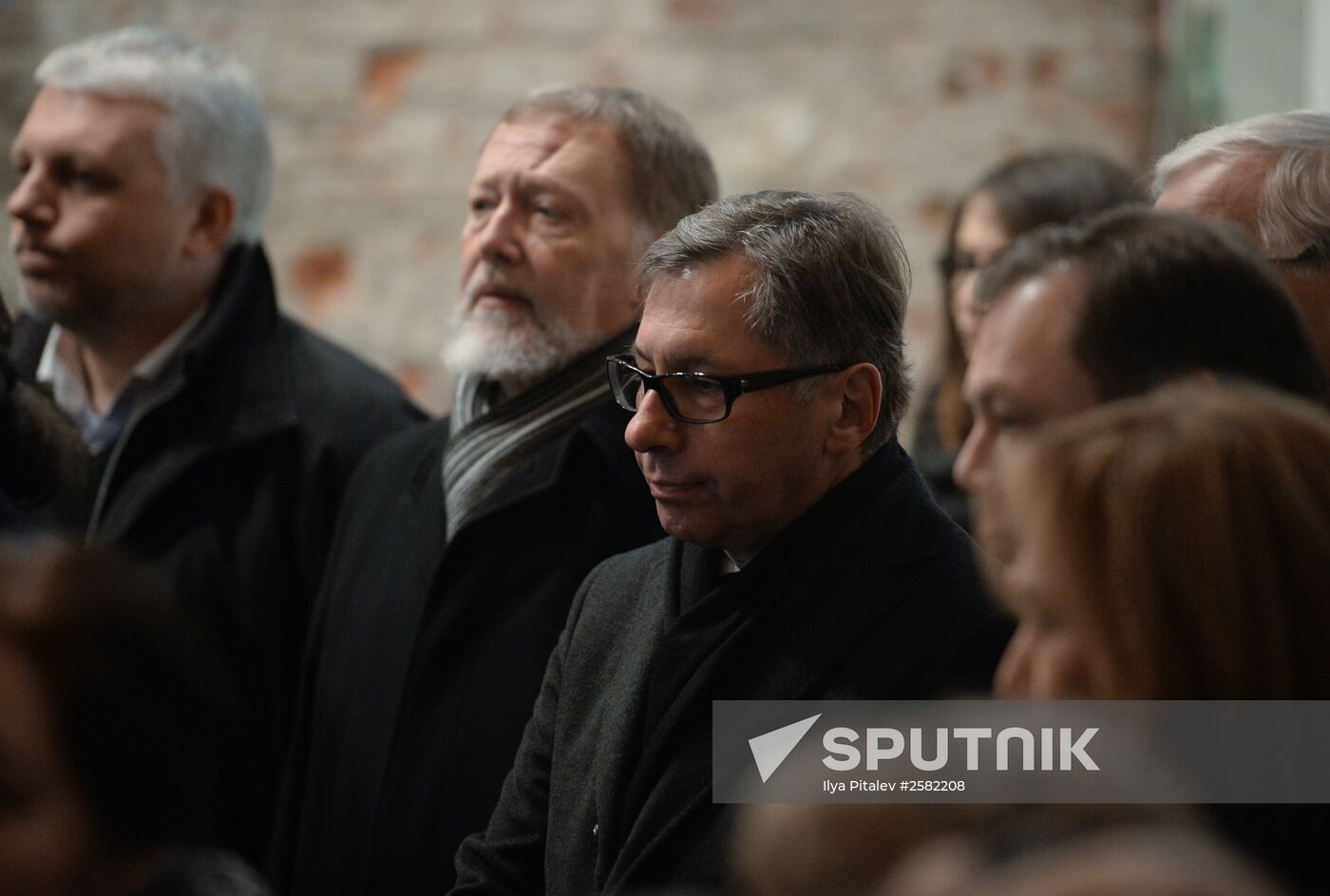 Paying last respects to politician Boris Nemtsov in Moscow
