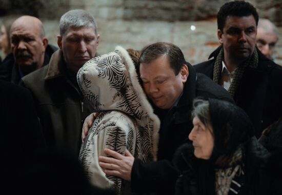 Paying last respects to politician Boris Nemtsov in Moscow