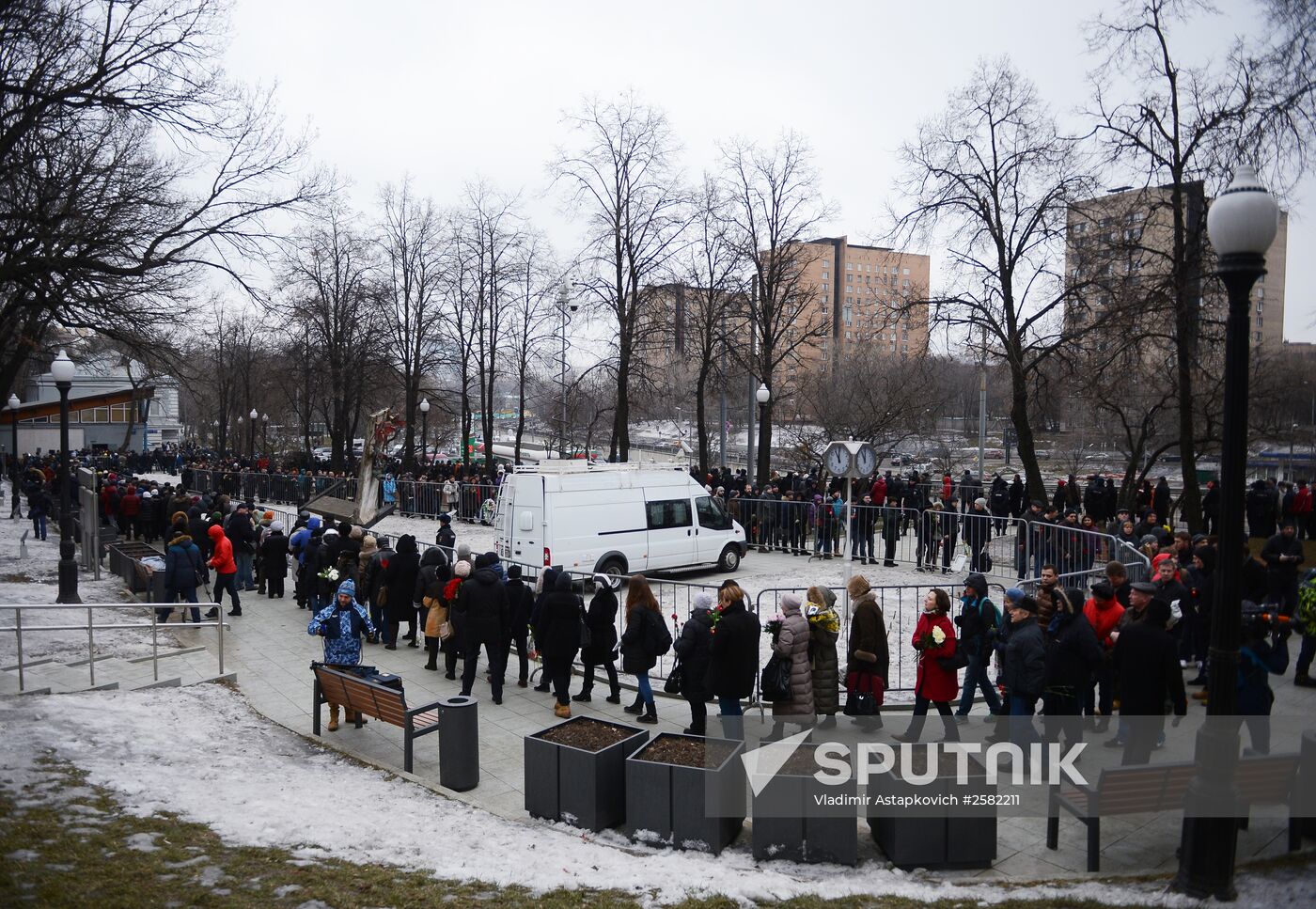 Paying last respects to politician Boris Nemtsov in Moscow
