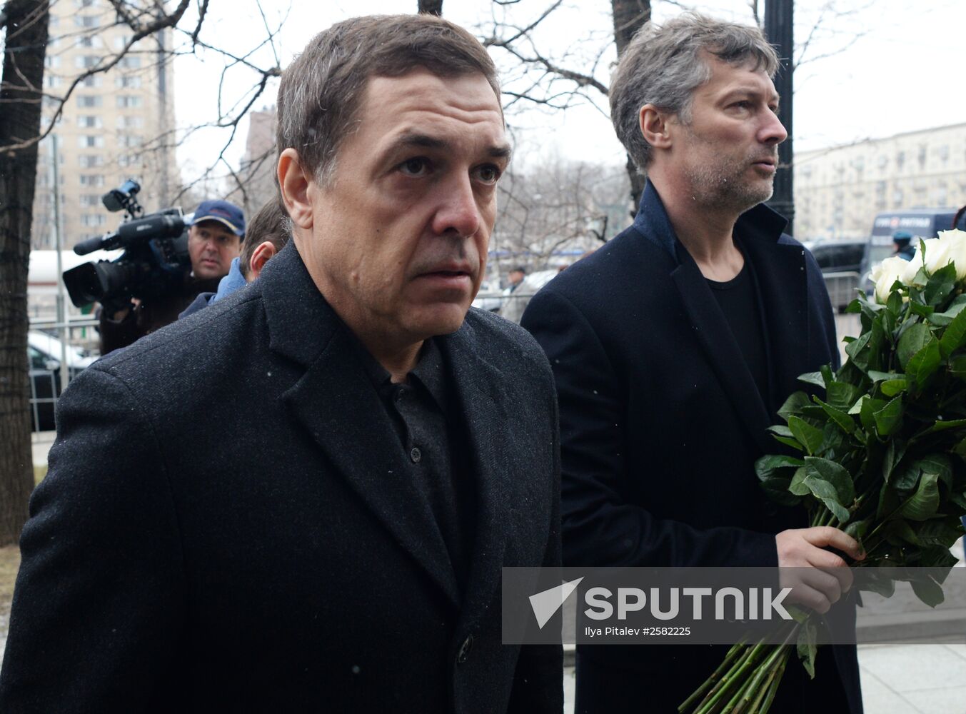 Paying last respects to politician Boris Nemtsov in Moscow