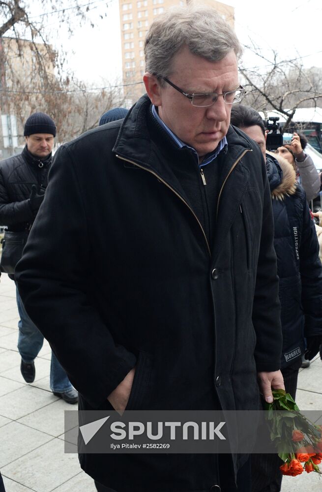 Paying last respects to politician Boris Nemtsov in Moscow