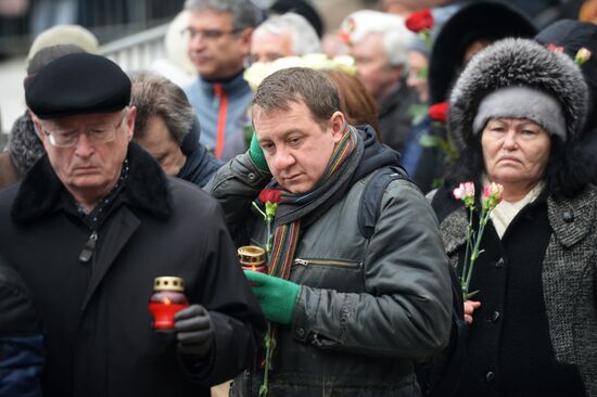 Paying last respects to politician Boris Nemtsov in Moscow