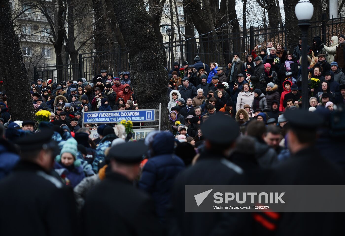 Paying last respects to politician Boris Nemtsov in Moscow