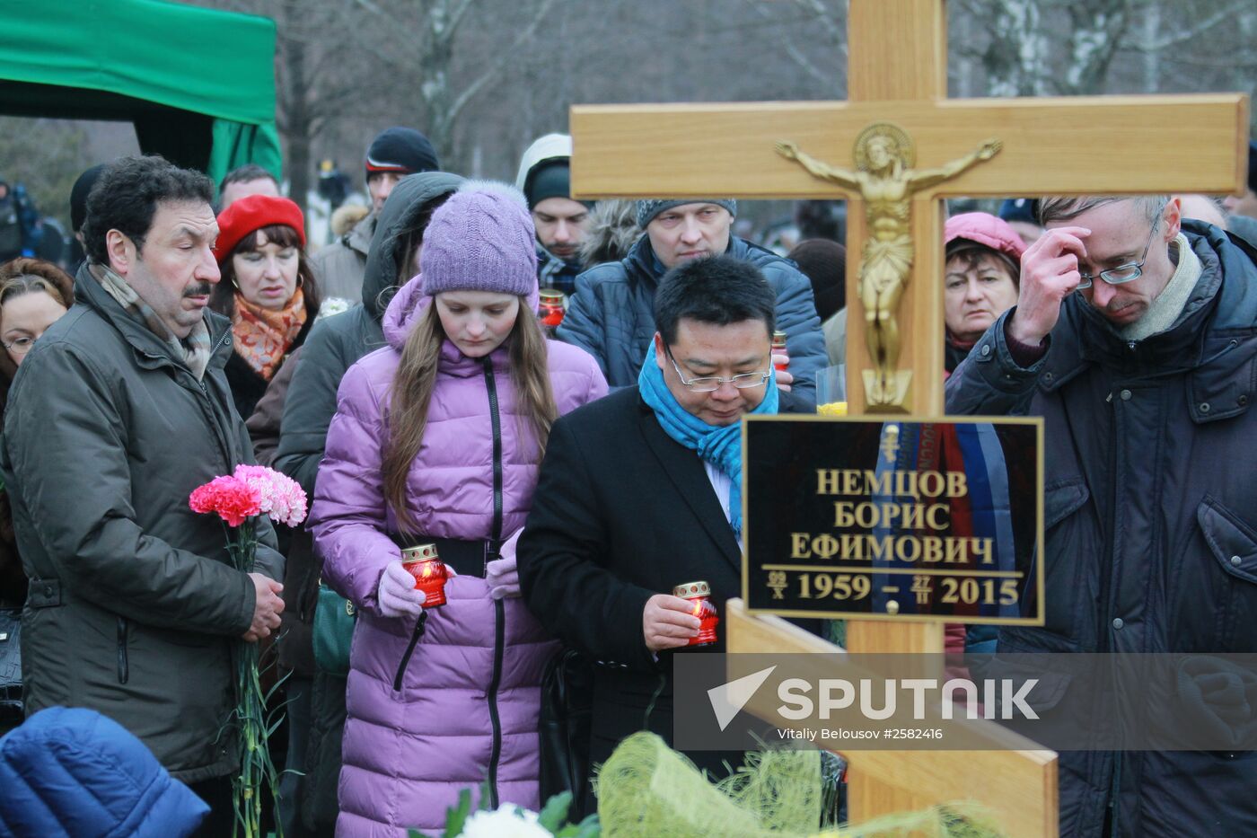 Paying last respects to politician Boris Nemtsov in Moscow
